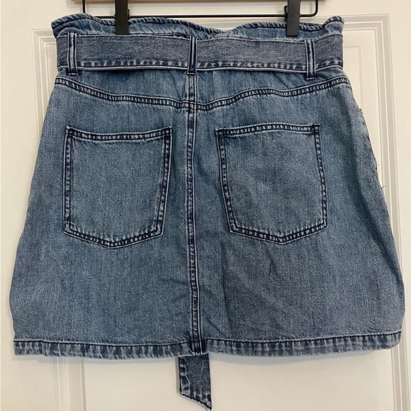 🩷 NWT Francesca’s Denim Skirt with Belt - Picture 2 of 2